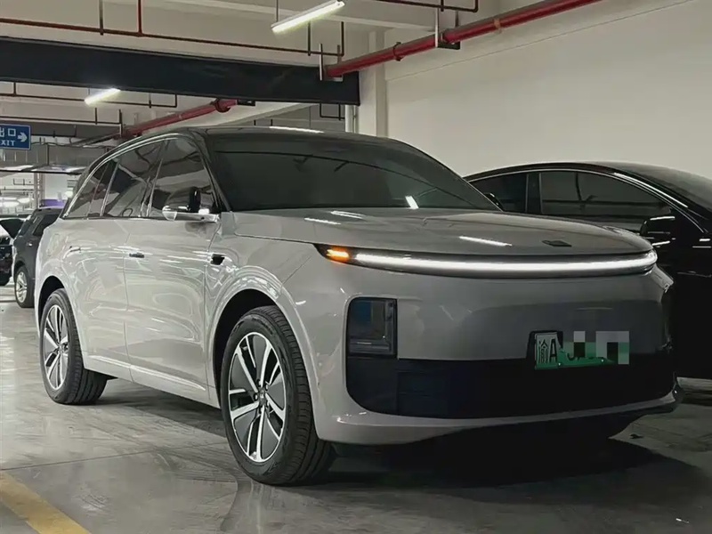 Li Auto L6