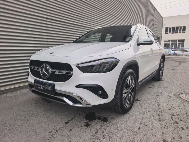 Mercedes-Benz GLA-Class