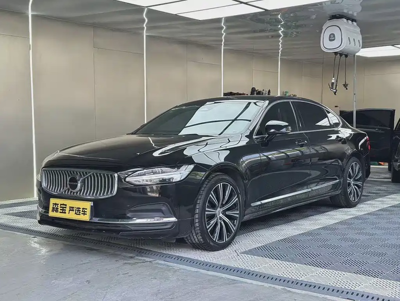 Volvo S90