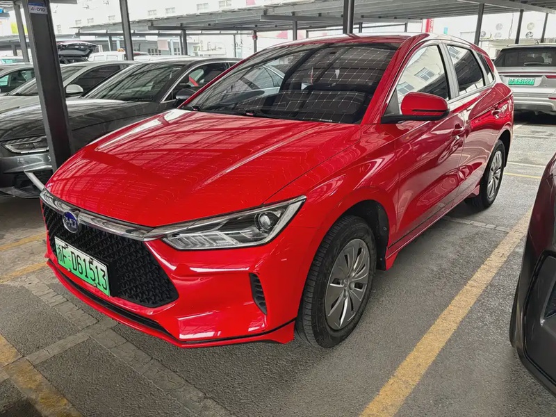 BYD e2