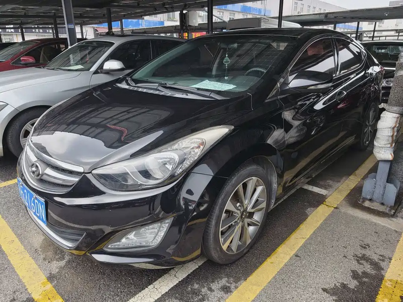 Hyundai Elantra
