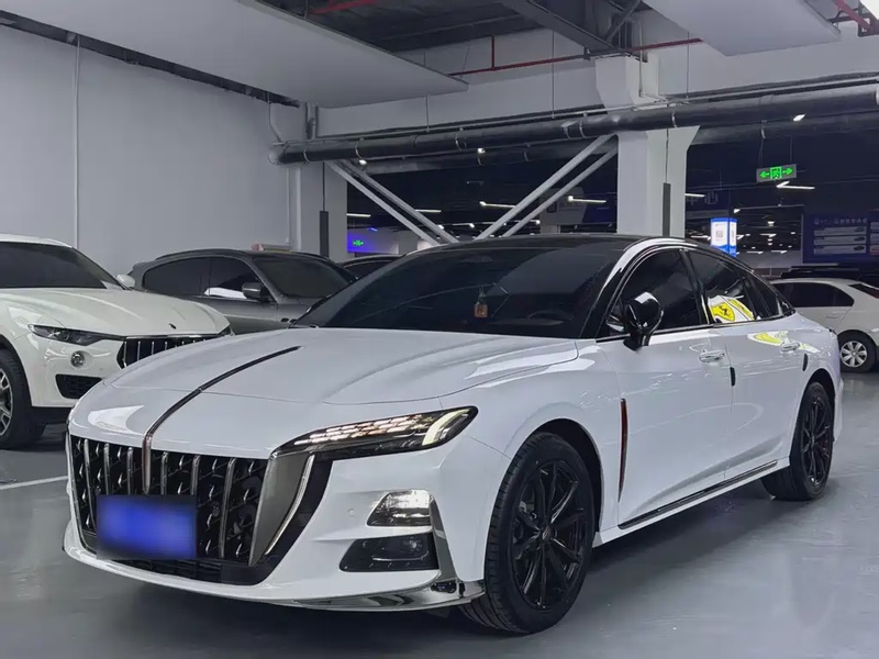Hongqi H6