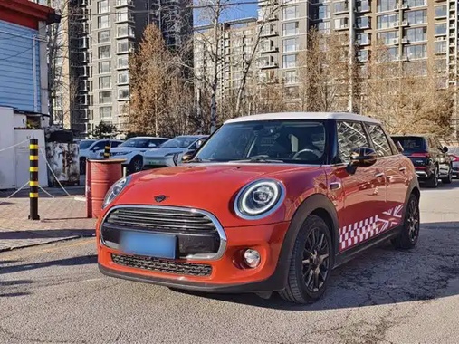 MINI Other 2018