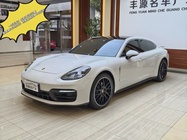 Porsche Panamera 2022