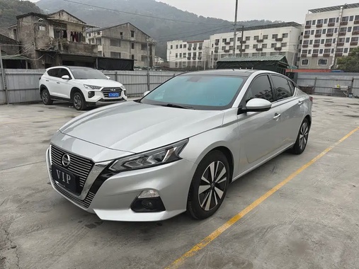 Nissan Teana 2021