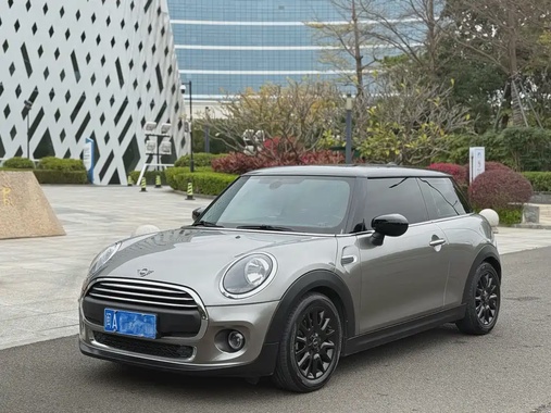 MINI Other 2019