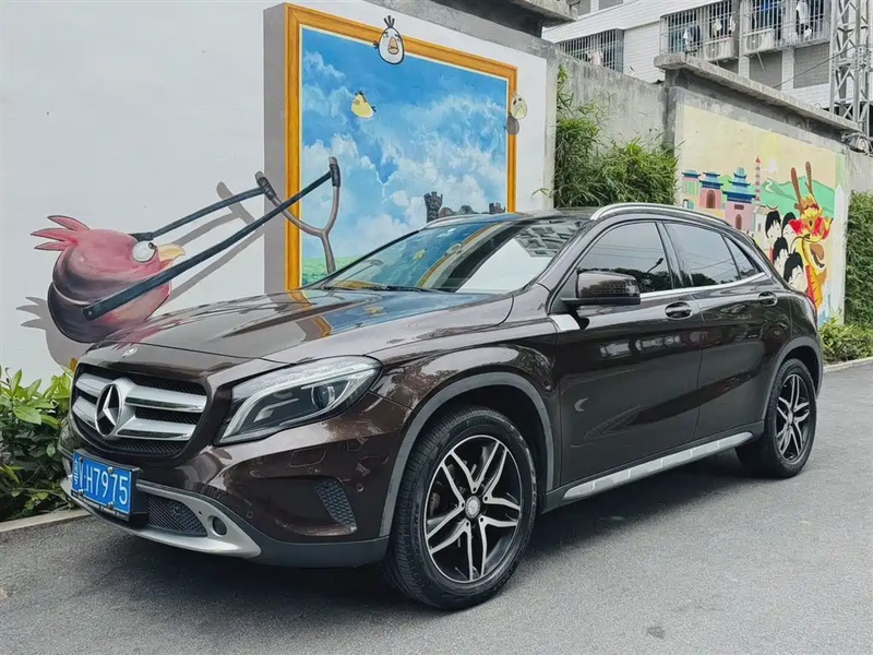Mercedes-Benz GLA-Class