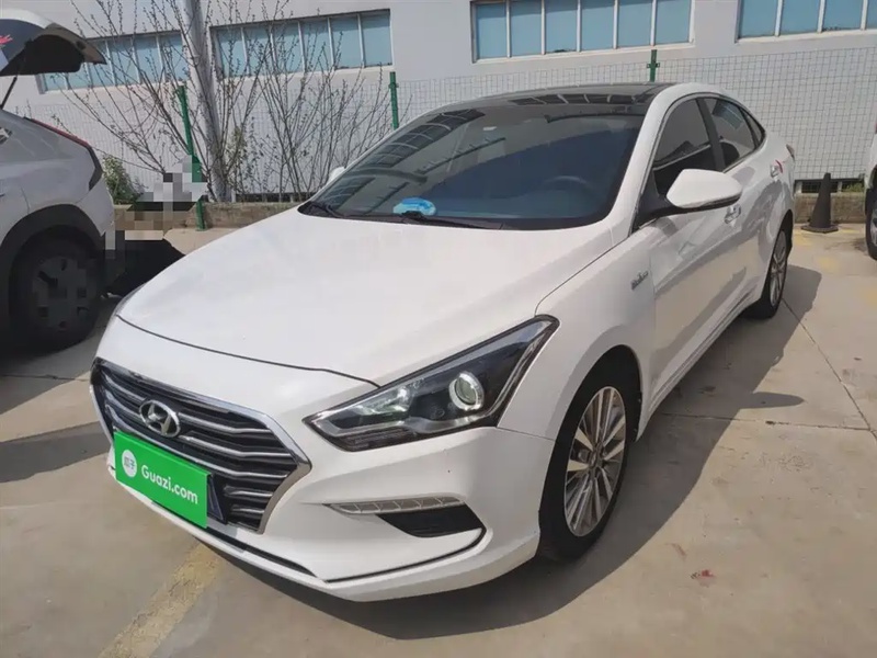 Hyundai Mistra