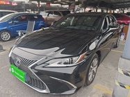 Lexus ES 2019