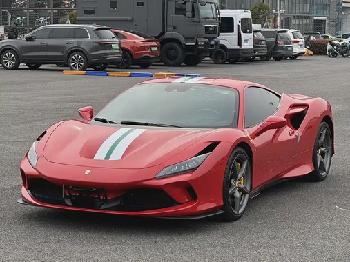 Ferrari F8 2023
