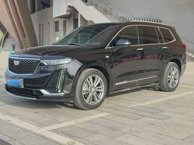 Cadillac XT6