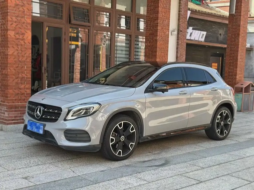 Mercedes-Benz GLA-Class 2019