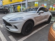 Aston Martin DBX 2022