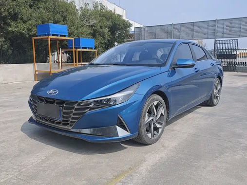 Hyundai Elantra 2022