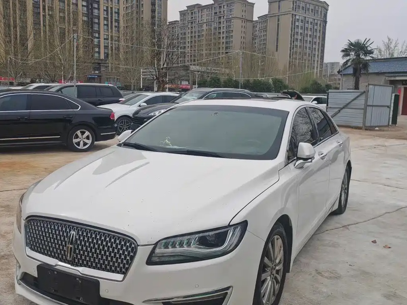 Lincoln MKZ