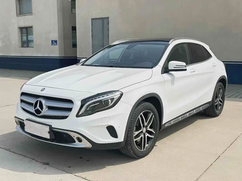 Mercedes-Benz GLA-Class