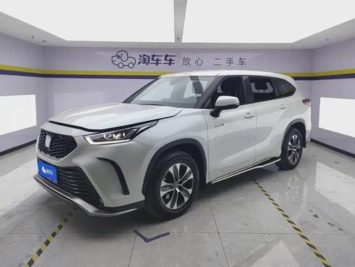 Toyota Crown Kluger 2024