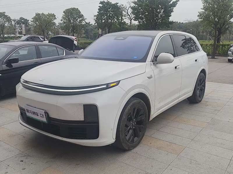 Li Auto L7