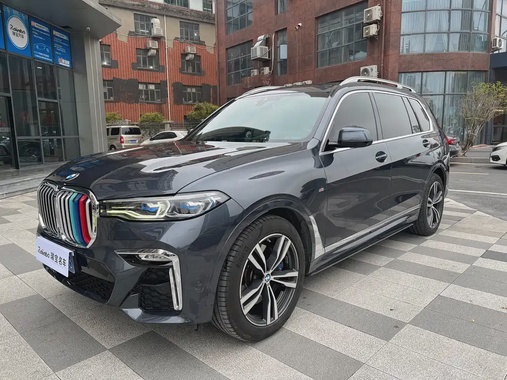 BMW X7 2021