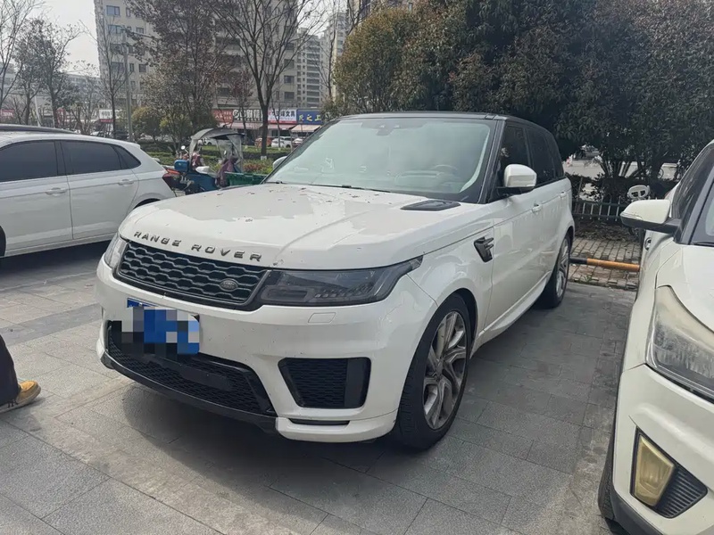 Land Rover Sport