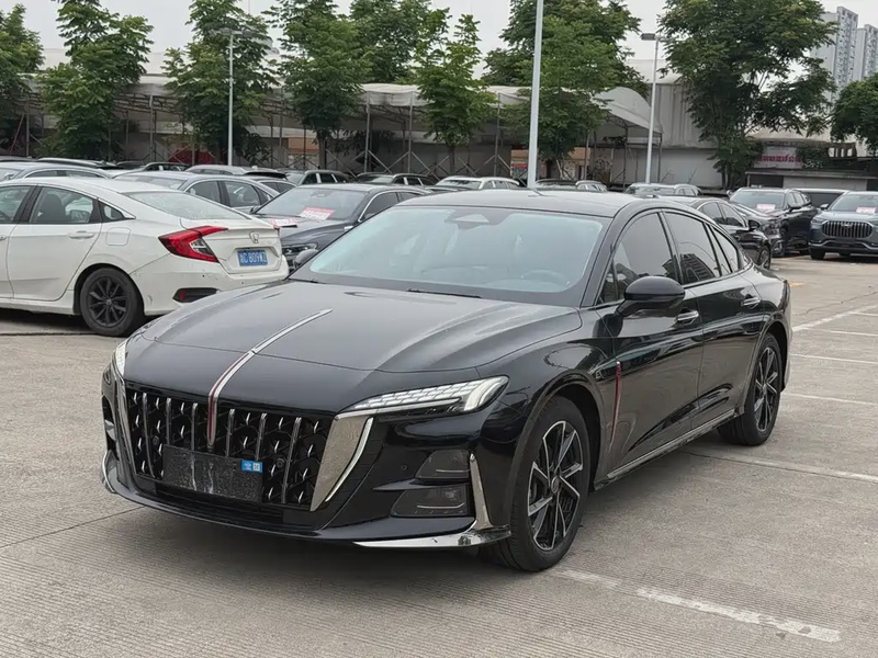 Hongqi H6