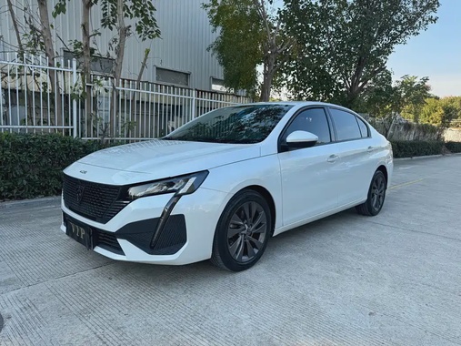 Peugeot 408 2022