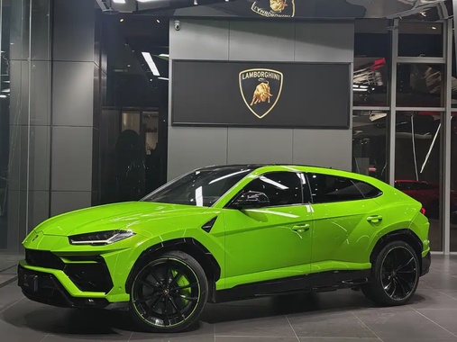 Lamborghini Urus 2021