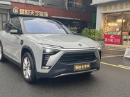 NIO ES8 2021