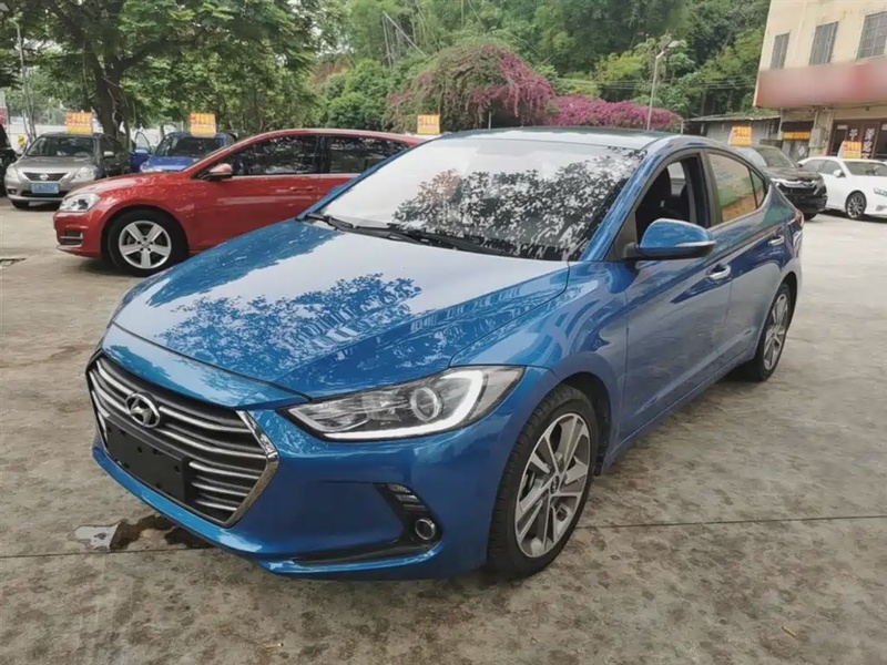 Hyundai Elantra