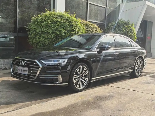 Audi A8 2022
