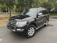 Mitsubishi Pajero 2015
