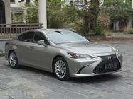 Lexus ES 2020