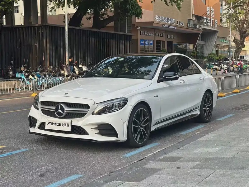 Mercedes-Benz C-Class