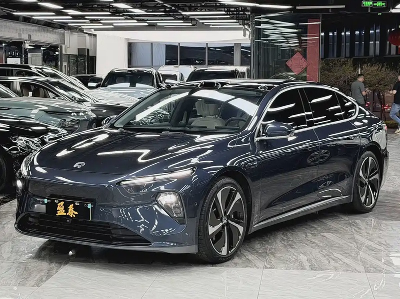 NIO ET7