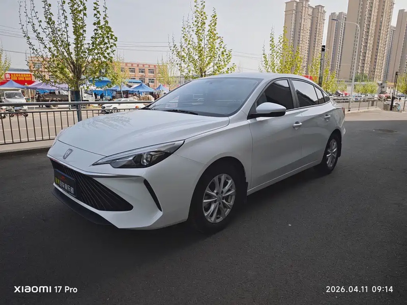 Roewe i5