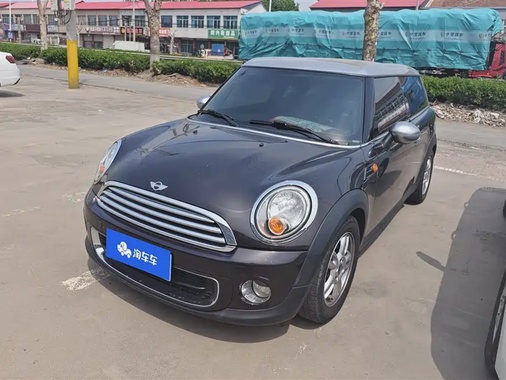 MINI Clubman 2013