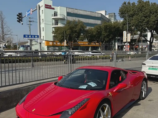 Ferrari 458 2012
