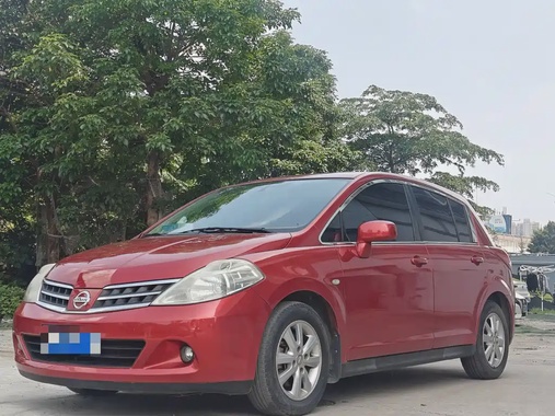 Nissan Tiida 2009