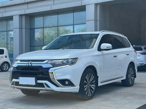 Mitsubishi Outlander 2022