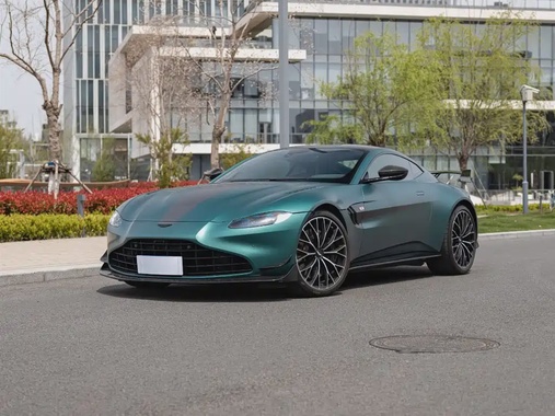 Aston Martin Vantage 2022