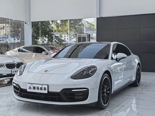 Porsche Panamera 2023