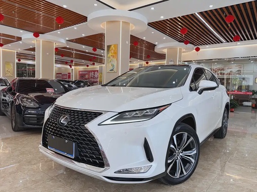 Lexus RX 2021