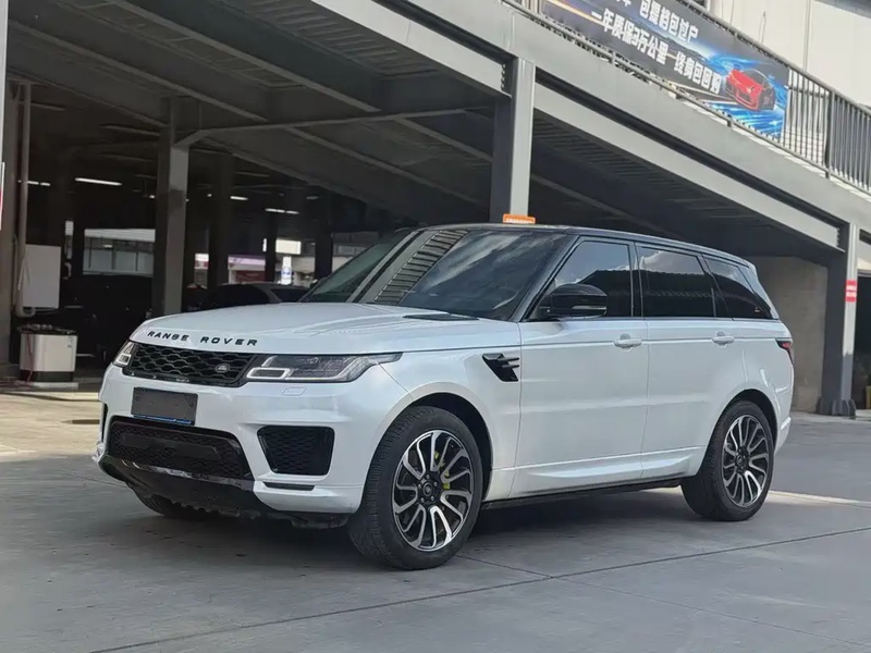 Land Rover Sport