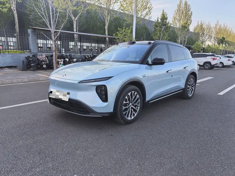 NIO ES6