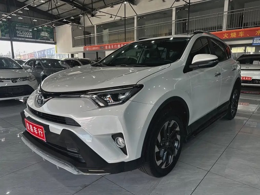 Toyota RAV4 2017