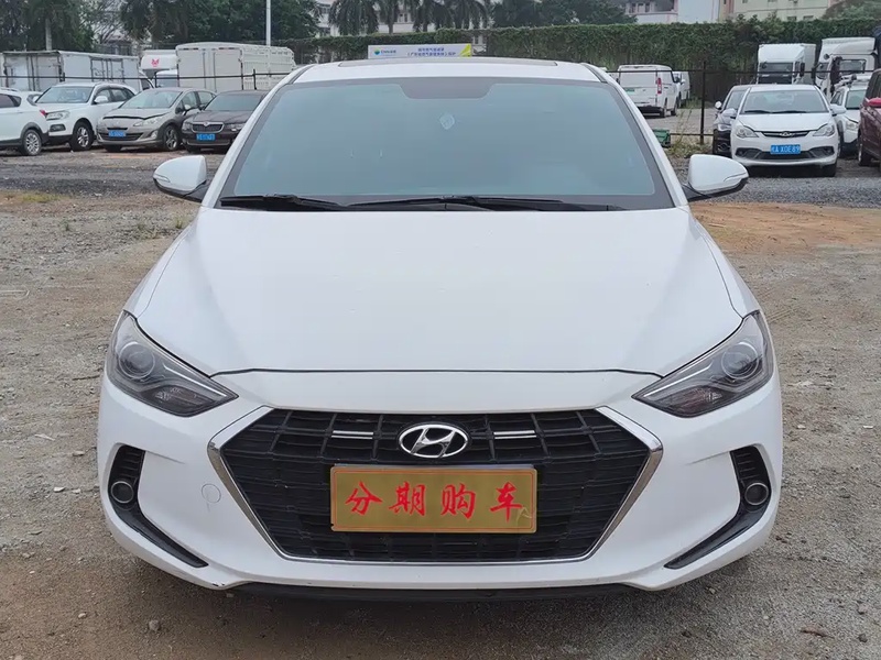 Hyundai Elantra