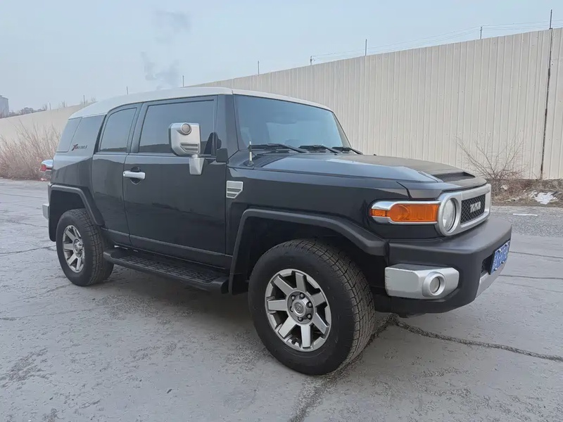 Toyota FJ Cruiser