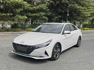 Hyundai Elantra 2022