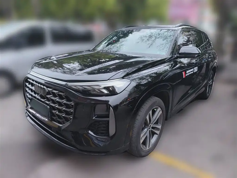 Audi Q6