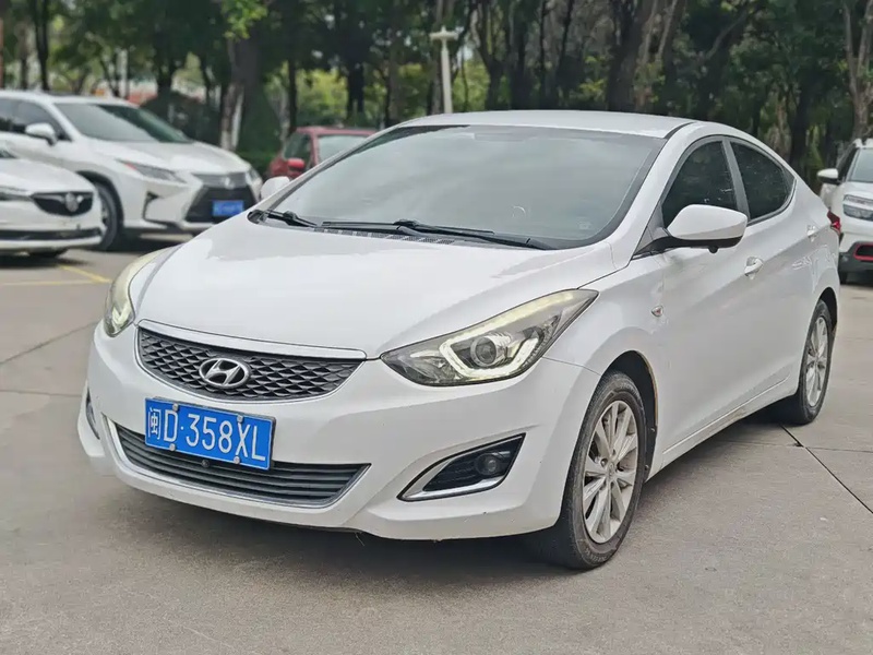 Hyundai Elantra